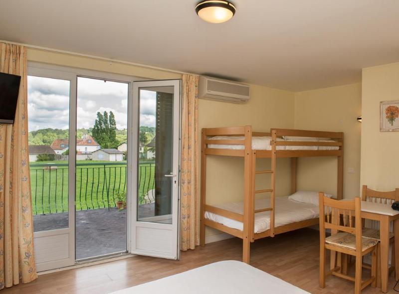 Logis Auberge Du Relais - Hotel & Restaurant Bérenx Kültér fotó
