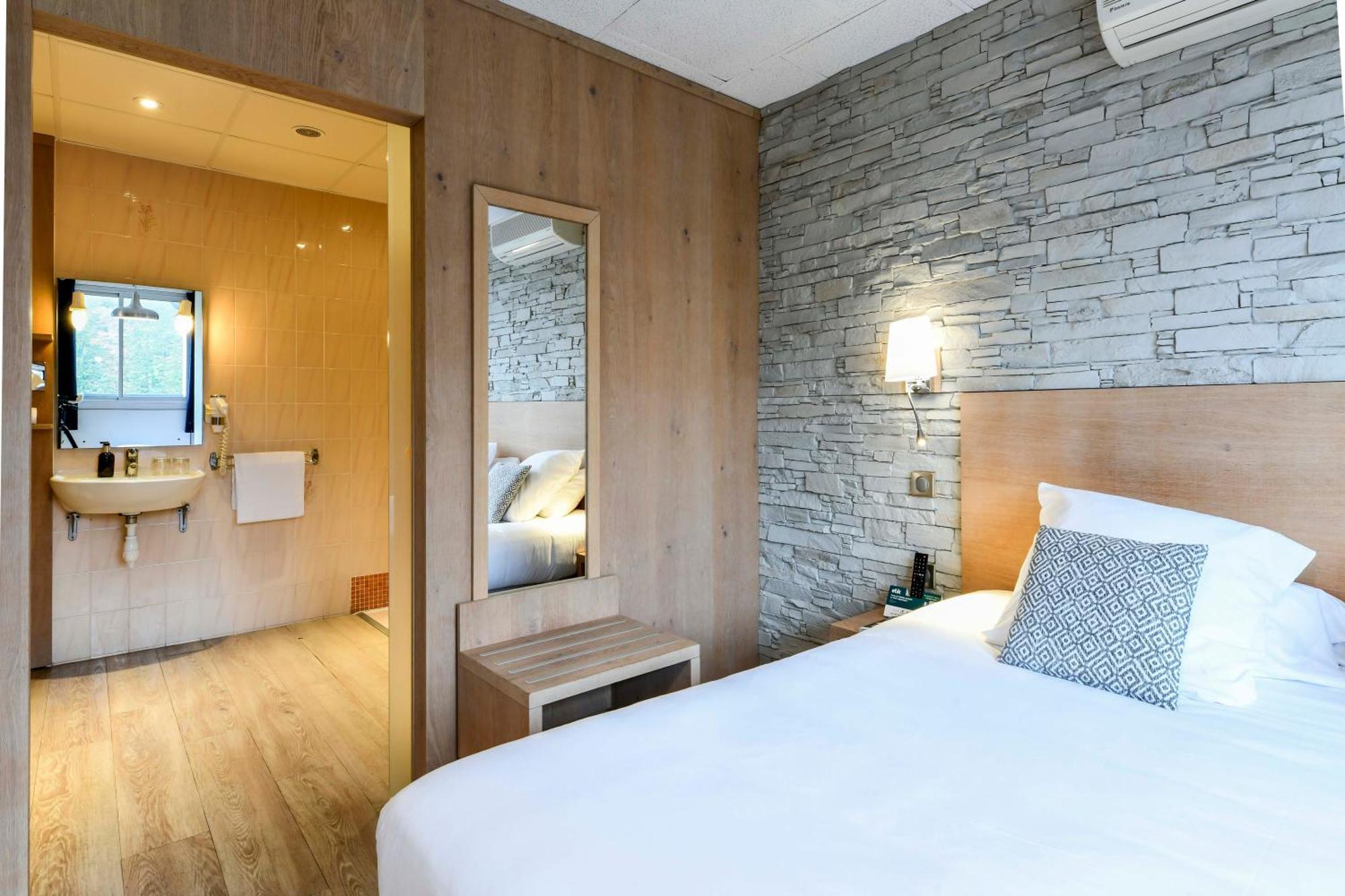 Logis Auberge Du Relais - Hotel & Restaurant Bérenx Kültér fotó