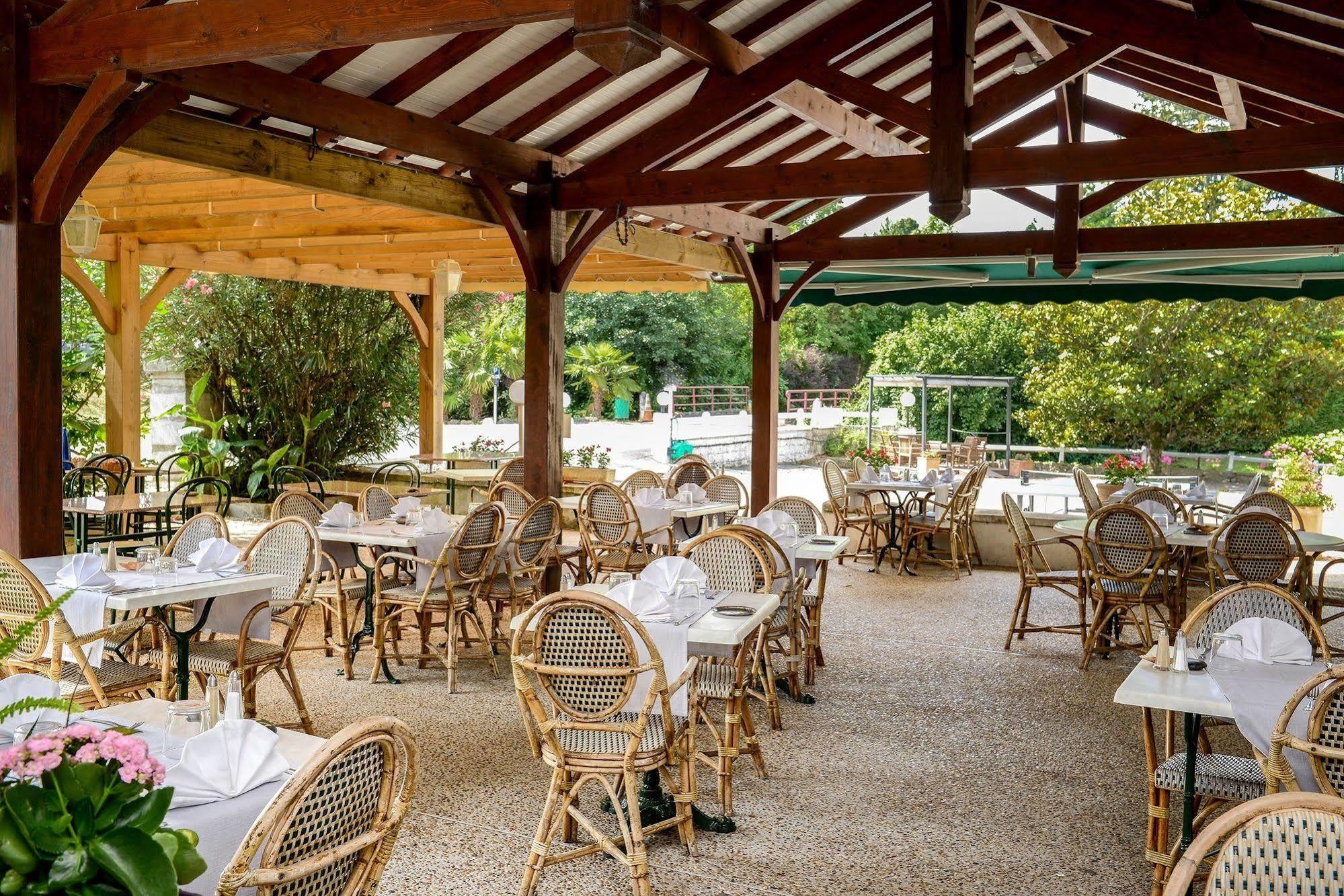 Logis Auberge Du Relais - Hotel & Restaurant Bérenx Kültér fotó